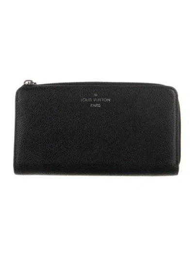 Pre-owned Louis Vuitton 2015 Leather Wallet In Black