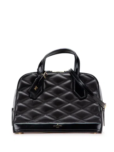 Pre-owned Louis Vuitton 2015 Quilted Lambskin Malletage Dora Pm Satchel In Black