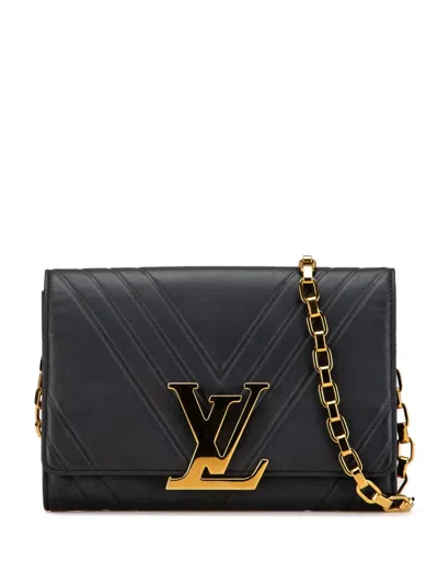 Pre-owned Louis Vuitton 2016 Airy V Chain Louise Clutch Gm Shoulder Bag In Black