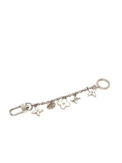 Pre-owned Louis Vuitton 2016 Brass Fleur D Epi And Bag Charm Key Chain In Silver