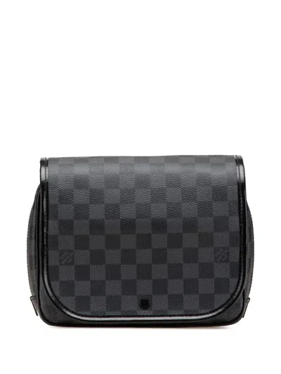 Pre-owned Louis Vuitton 2016 Damier Graphite Hanging Toiletry Kit Pouch