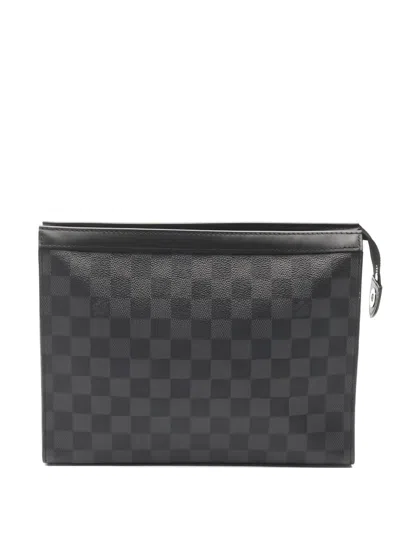 Pre-owned Louis Vuitton 2016 Damier Graphite Pochette Voyage Mm Clutch Bag In Gray