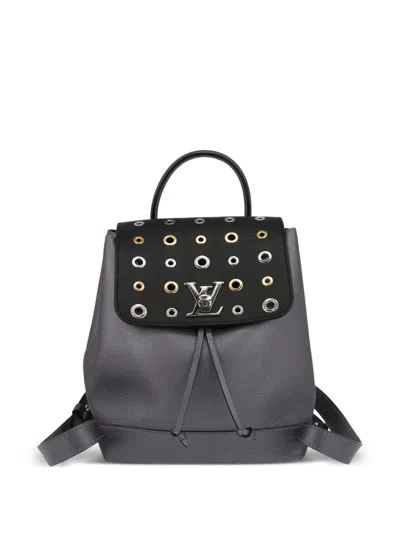 Pre-owned Louis Vuitton 2016 Lockme Backpack In Grey
