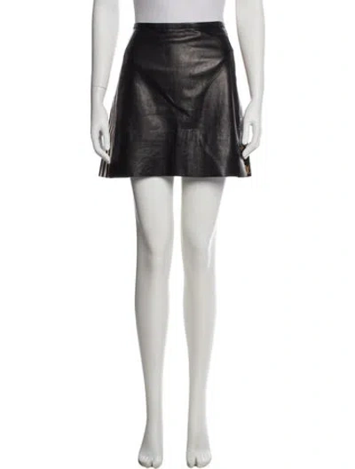 Pre-owned Louis Vuitton 2016 Mini Skirt In Black