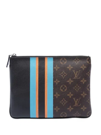 Pre-owned Louis Vuitton 2016 Monogram Pochette Plate Mm Clutch Bag In Brown