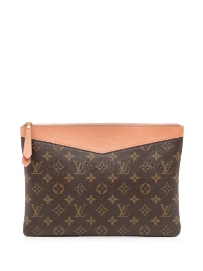 Pre-owned Louis Vuitton 2017 Monogram Daily Pouch Clutch Bag In Brown