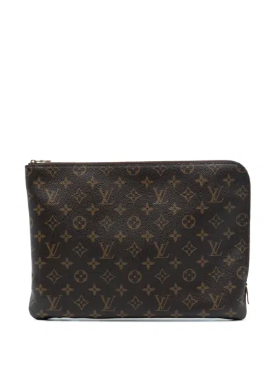 Pre-owned Louis Vuitton 2017 Monogram Etui Voyage Mm Clutch Bag In Brown