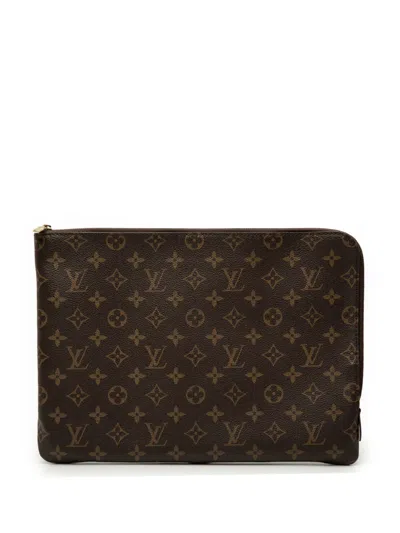 Pre-owned Louis Vuitton 2017 Monogram Etui Voyage Mm Clutch Bag In Brown