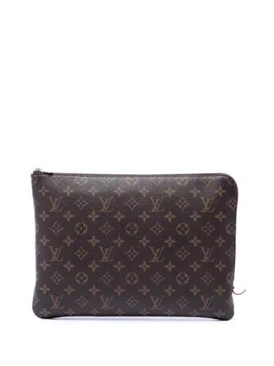 Pre-owned Louis Vuitton 2017 Monogram Etui Voyage Mm Clutch Bag In Brown