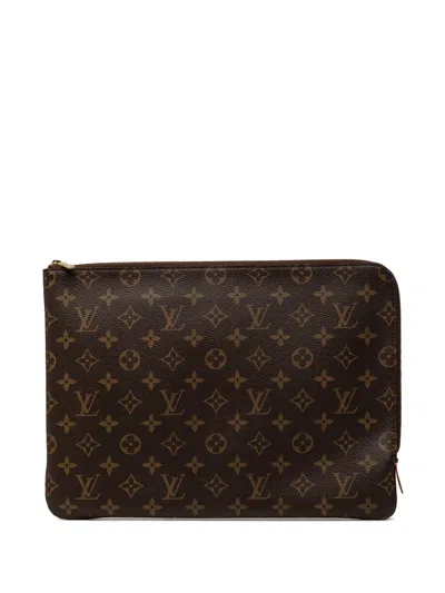 Pre-owned Louis Vuitton 2017 Monogram Etui Voyage Mm Clutch Bag In Brown