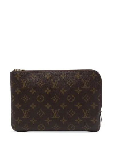 Pre-owned Louis Vuitton 2017 Monogram Etui Voyageur Pm Clutch Bag In Brown