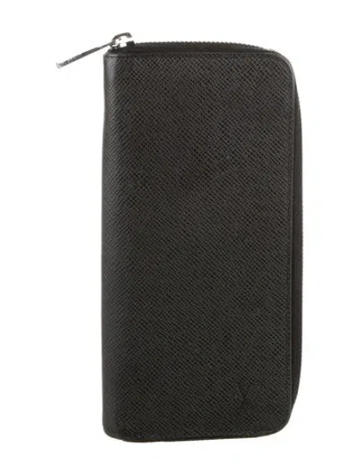 Pre-owned Louis Vuitton 2017 Taiga Leather Wallet In Black