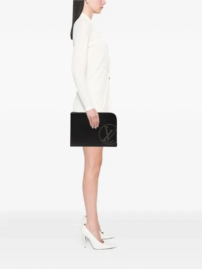 Pre-owned Louis Vuitton 2017 Taurillon Initials Circle Pochette Jour Gm Clutch Bag In Black