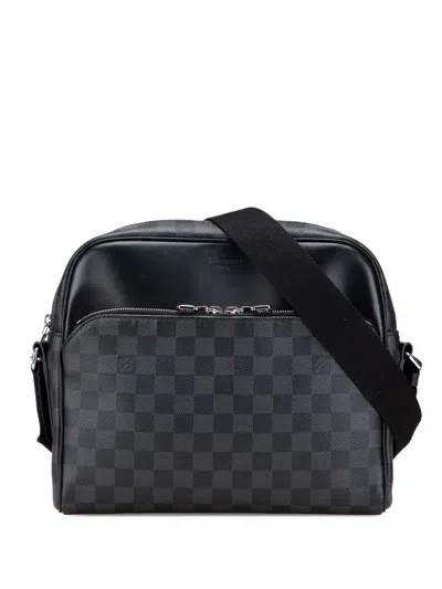 Pre-owned Louis Vuitton 2018 Damier Graphite Dayton Reporter Pm Crossbody Bag In Black
