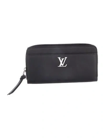 Pre-owned Louis Vuitton 2018 Leather Lockme Wallet In Black