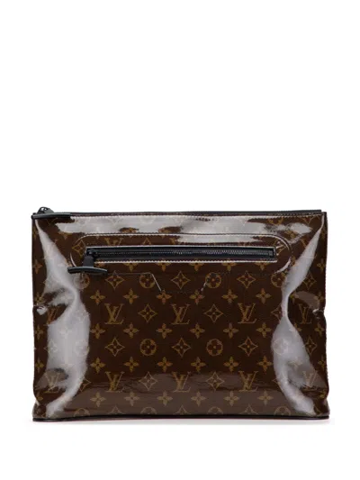 Pre-owned Louis Vuitton 2018 Monogram Glaze Pochette Cosmos Clutch Bag In Brown