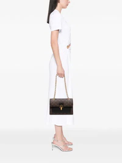 Pre-owned Louis Vuitton 2018 Monogram Victoire Crossbody Bag In Brown