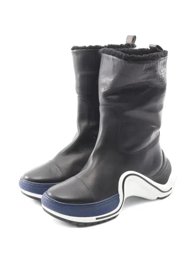 Pre-owned Louis Vuitton 2019 Arc Light Leather Boots In Black