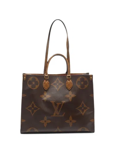 Pre-owned Louis Vuitton 2019 Gm On The Go Two-way Handbag In Brown