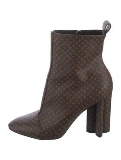 Pre-owned Louis Vuitton 2019 Lv Monogram Boots In Brown