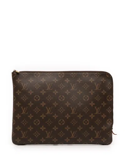 Pre-owned Louis Vuitton 2019 Monogram Etui Voyage Mm Clutch Bag In Brown