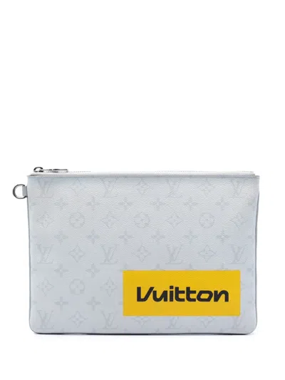 Pre-owned Louis Vuitton 2019 Monogram Logo Story Pochette Gm Clutch Bag In White