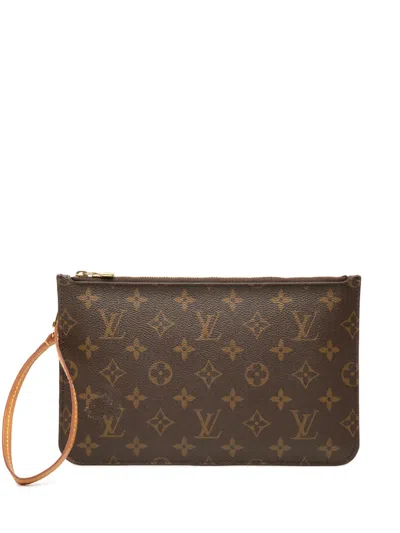 Pre-owned Louis Vuitton 2019 Monogram Neverfull Mm Pouch In Brown