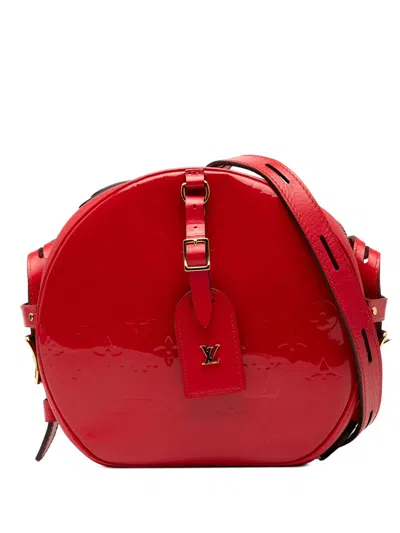 Pre-owned Louis Vuitton 2019 Monogram Vernis Boite Chapeau Souple Pm Crossbody Bag In Red