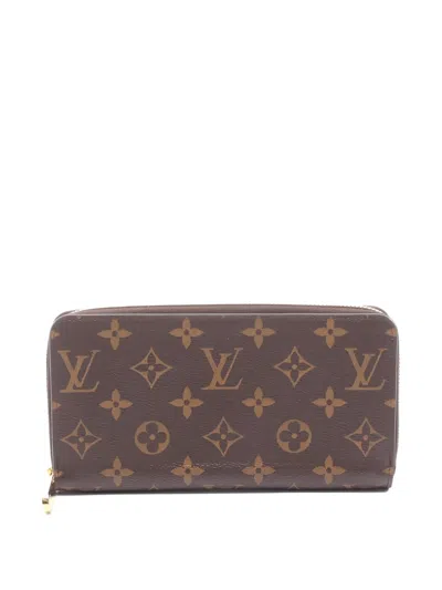 Pre-owned Louis Vuitton 2019 Monogram-pattern Zip-up Wallet In Brown