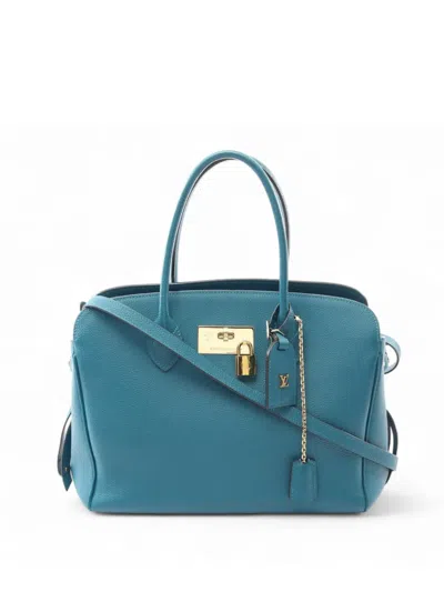 Pre-owned Louis Vuitton 2019 Veau Nuage Milla Mm Satchel In Blue