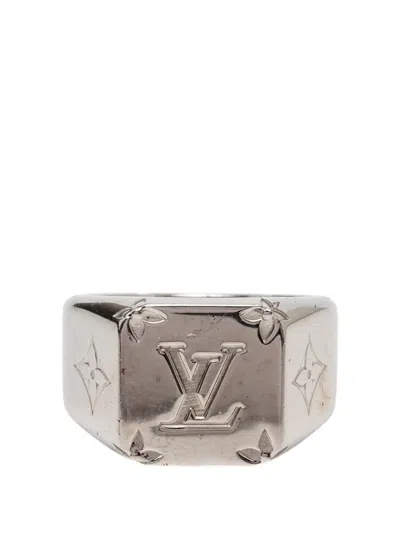 Pre-owned Louis Vuitton 2020 Brass Monogram Signet Ring M Costume Ring In Silver