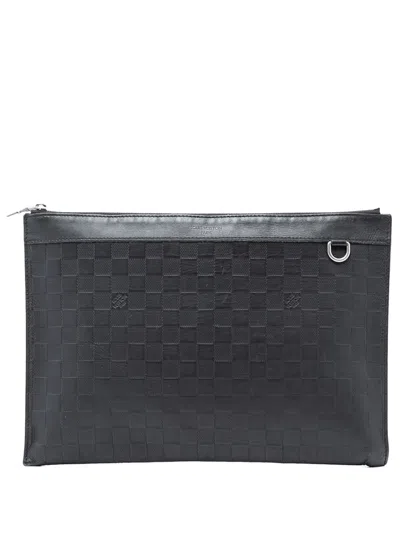 Pre-owned Louis Vuitton 2020 Damier Infini Pochette Discovery Gm Clutch Bag In Black