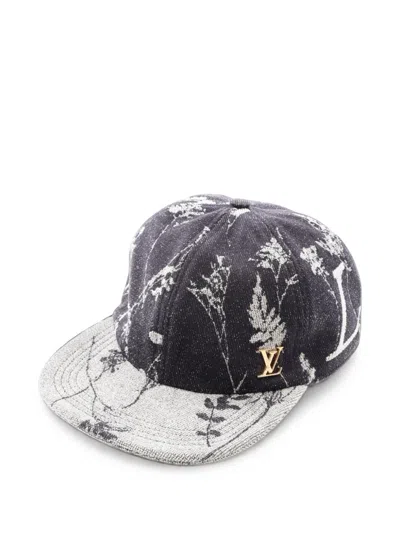 Pre-owned Louis Vuitton 2020 Easy Fit Flower Logo Plaque Hat In Black