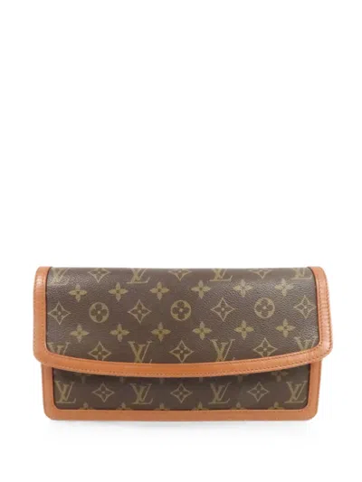 Pre-owned Louis Vuitton 2020's Gm Pochette Dam Monogram Clutch Bag In Brown
