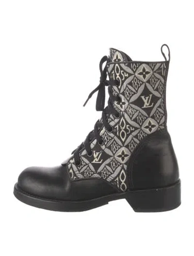 Pre-owned Louis Vuitton 2020 Lv Monogram Lace-up Boots In Black