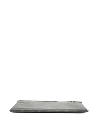 Pre-owned Louis Vuitton 2020 Monogram Eclipse Discovery Pochette Gm Clutch Bag In Black