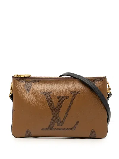 Pre-owned Louis Vuitton 2020 Monogram Giant Reverse Double Zip Pochette Crossbody Bag In Brown