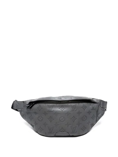 Pre-owned Louis Vuitton 2021-2024 Monogram Discovery Pm Belt Bag In Gray