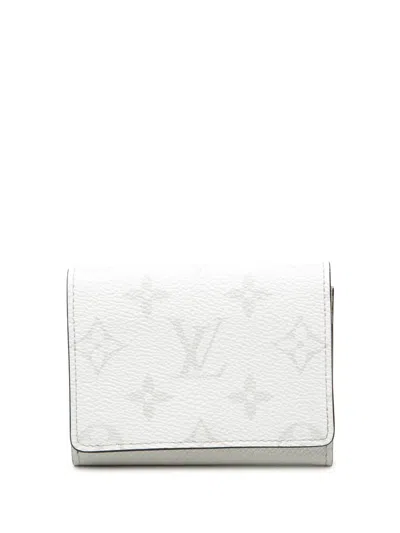 Pre-owned Louis Vuitton 2021-2025 Monogram Enveloppe Carte De Visite Card Holder In White