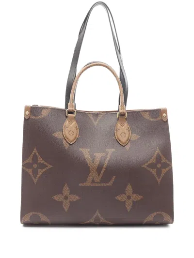 Pre-owned Louis Vuitton 2021-2025 Monogram Giant Onthego Mm Satchel In Brown