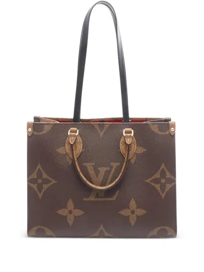 Pre-owned Louis Vuitton 2021-2025 Monogram Giant Onthego Mm Satchel In Brown