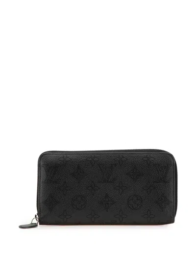 Pre-owned Louis Vuitton 2021-2025 Monogram Mahina Zippy Wallet Long Wallets