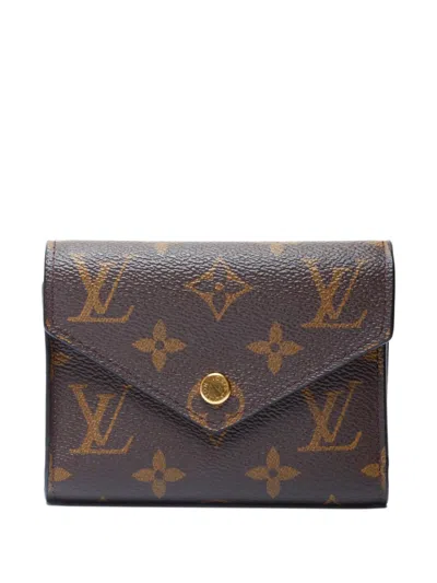 Pre-owned Louis Vuitton 2021-2025 Victorine Monogram Canvas Wallet In Brown