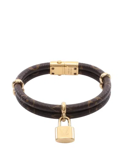 Pre-owned Louis Vuitton 2021 Keep It Twice Logo-engraved Bracelet In Gold