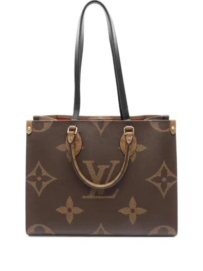 Pre-owned Louis Vuitton 2021 Monogram Giant Reverse On-the-go Mm Tote Bag