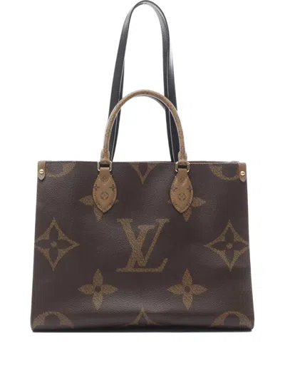 Pre-owned Louis Vuitton 2021 Monogram Giant Reverse Onthego Mm Tote Bag