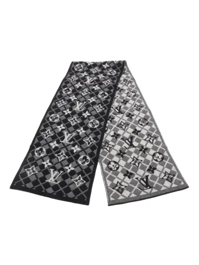 Pre-owned Louis Vuitton 2021 Monogram Scarf In Grey