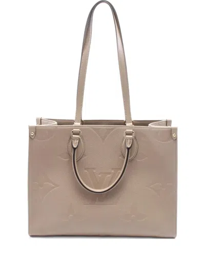 Pre-owned Louis Vuitton 2021 On-the-go Mm Handbag In Neutral