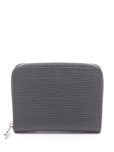 Pre-owned Louis Vuitton 2021 Textured Leather Wallet In Gray