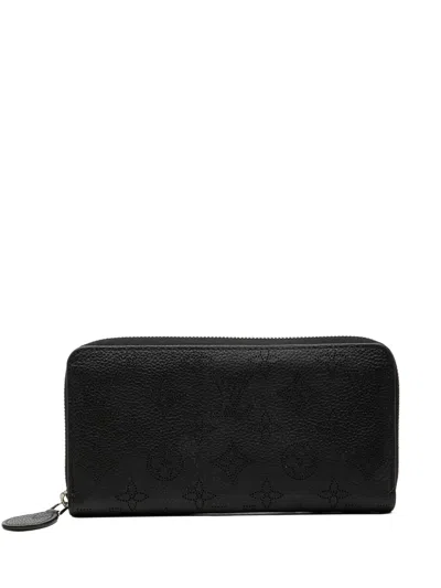 Pre-owned Louis Vuitton 2021-2026 Monogram Mahina Zippy Wallet Long Wallets In Black